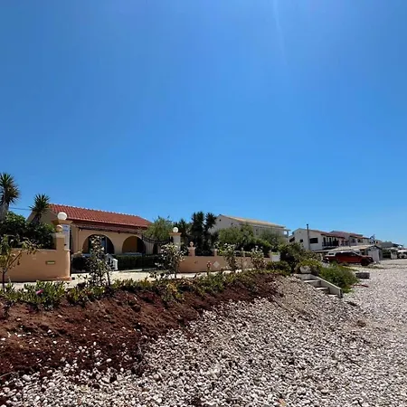 Holiday home Antonia- Acharavi
