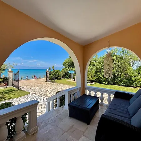 Antonia- Acharavi Holiday home *