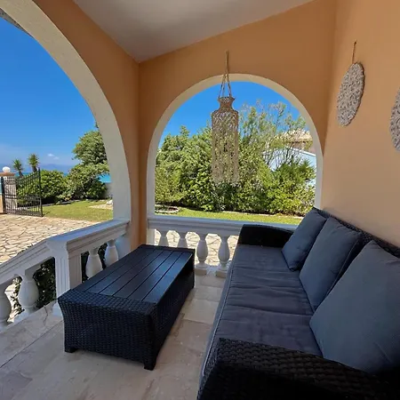 Antonia- Acharavi Holiday home *