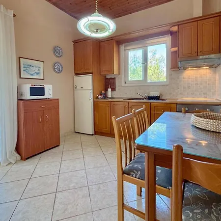 Holiday home Antonia- Acharavi *