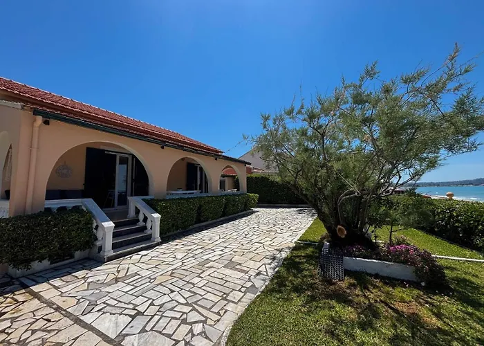 Antonia- Acharavi Feriehus Acharavi (Corfu)